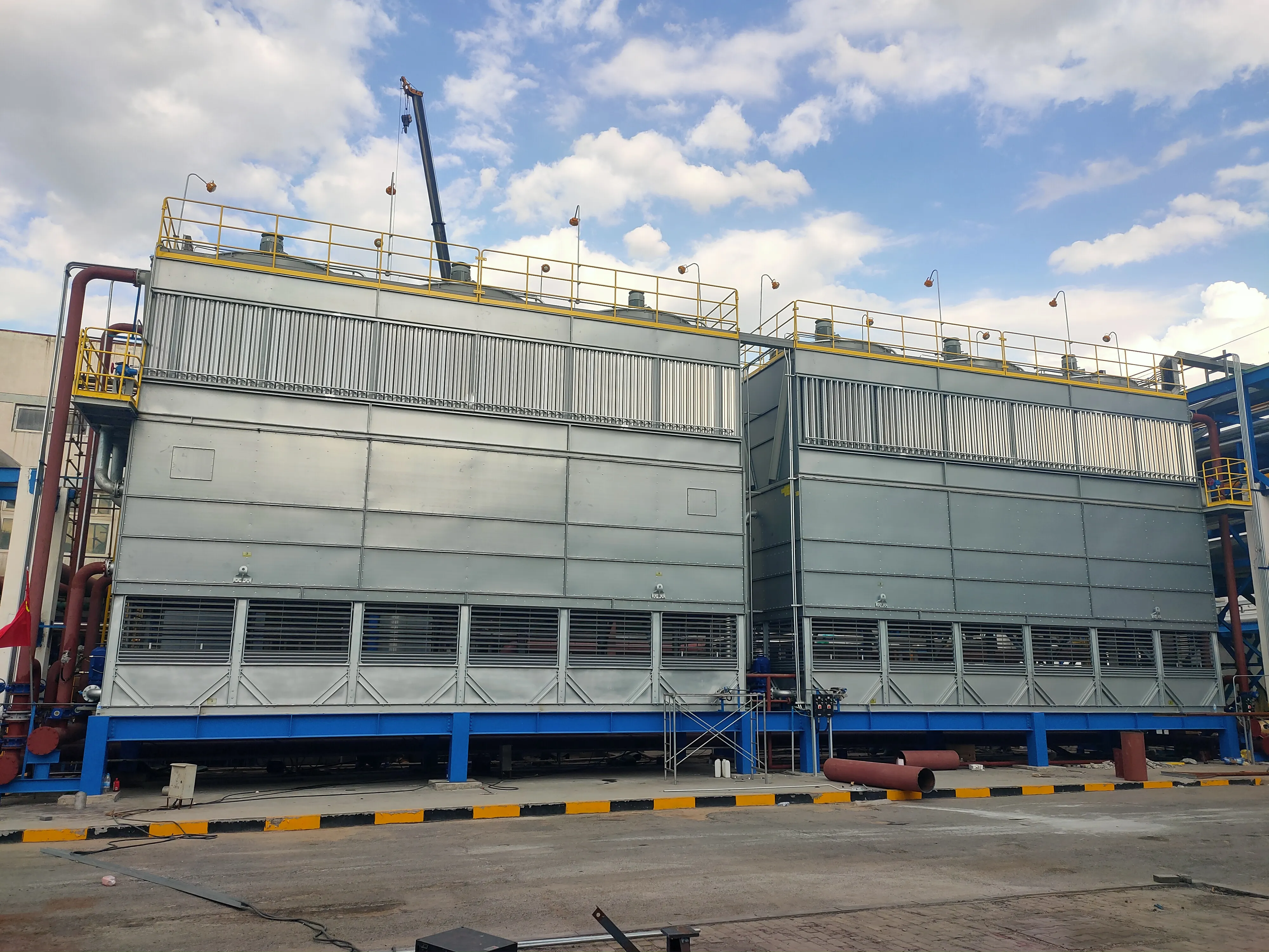 可控蒸发复合型闭式冷却塔